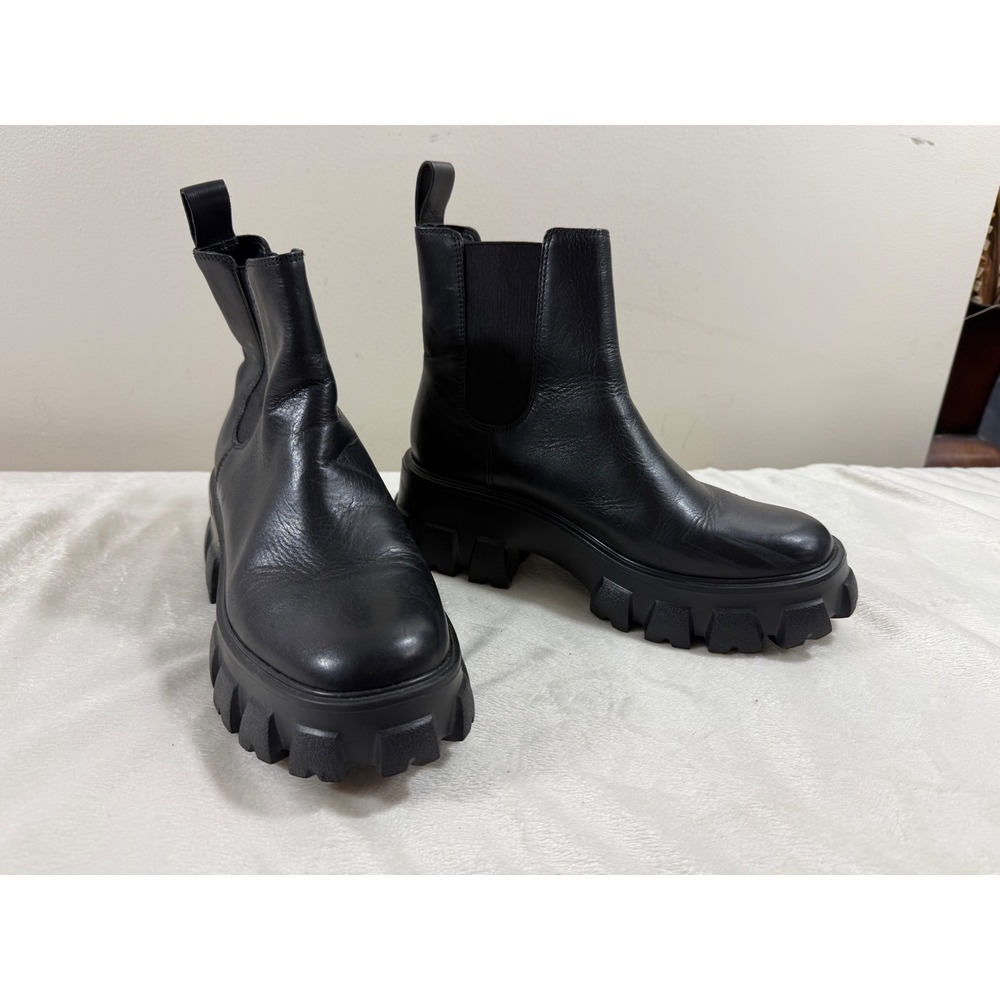 Gianni Bini Rockowitz Chunky Leather Chelsea Boots Black Lug Sole Women's 7